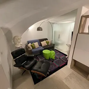 Apartment Loft “cinema Galleria”, Bari