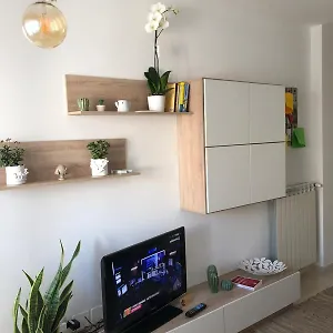 999 Apartament